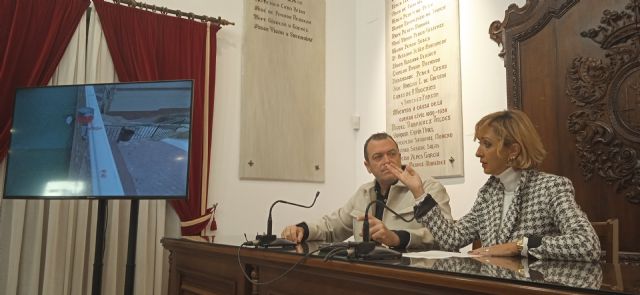 Roban en otros dos bares, el complejo deportivo Felipe VI, una vivienda familiar, la ornamentación navideña en Santa María y un local del centro de la ciudad - 5, Foto 5