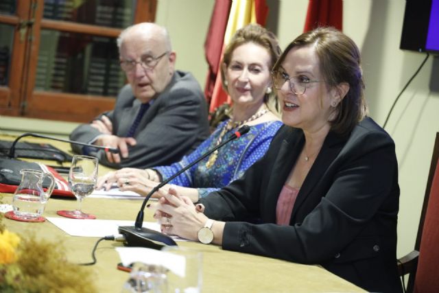 Isabel Franco inaugura las jornadas ‘Preparar el envejecimiento, sin pausa, desde el nacimiento’ de la Real Academia de Medicina y Cirugía - 1, Foto 1
