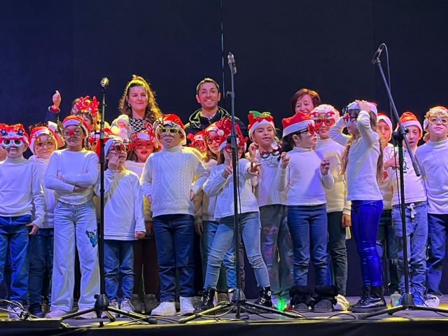 Los escolares aguileños ponen música a la Navidad 2025 - 3, Foto 3
