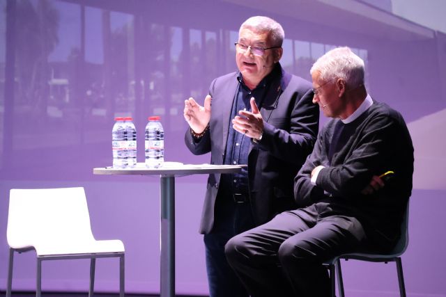 El entusiasmo como motor de transformación centra la conferencia de Alfred Sonnenfeld - 3, Foto 3