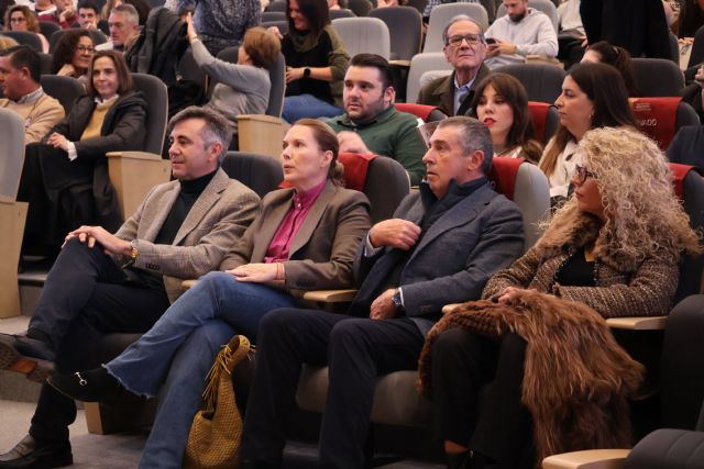 El entusiasmo como motor de transformación centra la conferencia de Alfred Sonnenfeld - 4, Foto 4