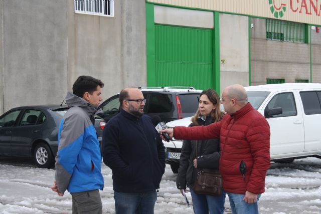 La Concejala de Agricultura visita las pedanías para hacer una valoración de los desperfectos causados por la intensa nevada de ayer - 1, Foto 1