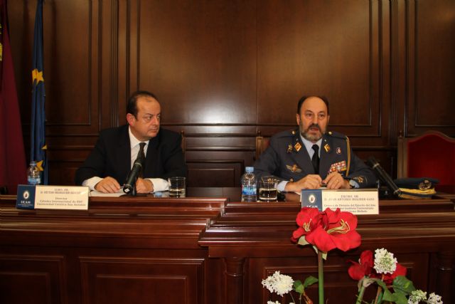 Cátedra de RSC de la UCAM, HIDROGEA y RSCreativa Eventos - 1, Foto 1