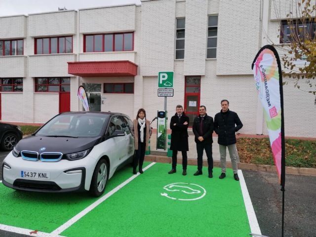 MercaMurcia estrena dos plazas de recarga para vehículos eléctricos - 3, Foto 3