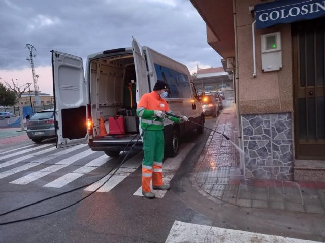 El Ayuntamiento lleva a cabo una actuación de limpieza en profundidad en la Huerta de Arriba - 3, Foto 3