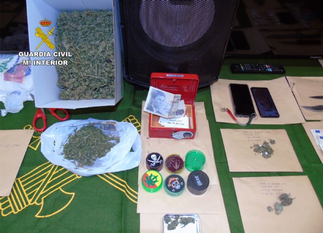 La Guardia Civil desmantela en Bullas tres puntos de venta de droga - 4, Foto 4