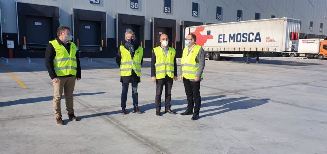 El alcalde de Molina de Segura visita la nueva sede central de la empresa Transportes El Mosca - 4, Foto 4