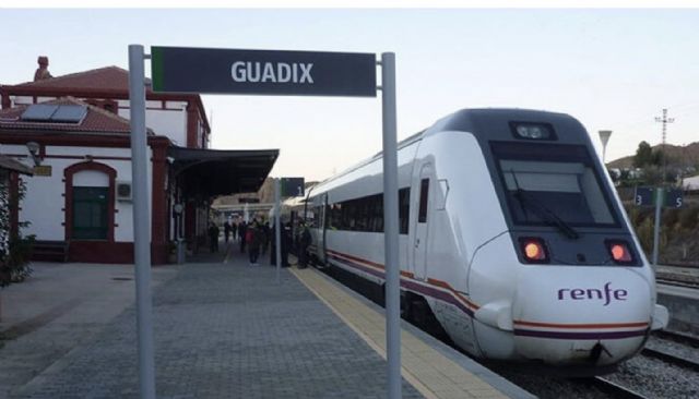 El alcalde de Lorca valora positivamente el nuevo paso dado por el Ministerio de Transportes para el contrato del estudio informativo para la recuperación de la línea ferroviaria Lorca y Guadix - 1, Foto 1