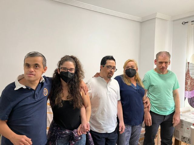 La asociación Ceom pone en marcha una vivienda para que personas con discapacidad intelectual con grandes necesidades de apoyo residan en comunidad - 1, Foto 1