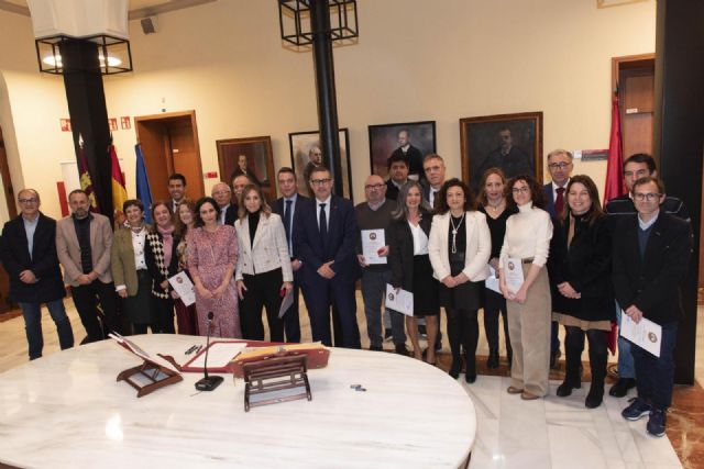 Toma de posesión de personal de personal de administración y servicios de la Universidad de Murcia - 1, Foto 1