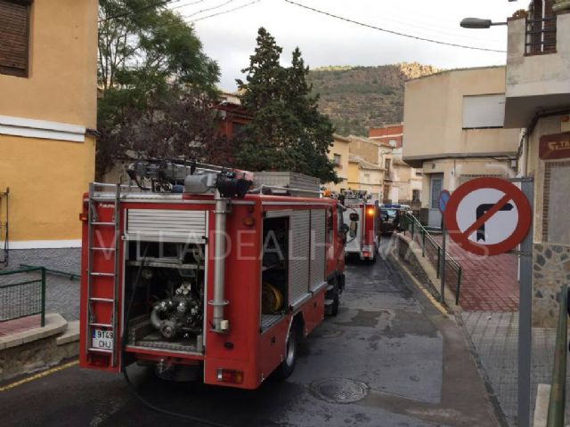 Los Bomberos sofocan otro fuego en Alhama de Murcia, Foto 2