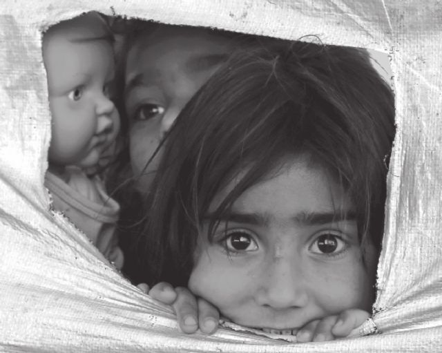 La exposicion itinerante Pasajeros, realizada por refugiados, llega a Cartagena - 1, Foto 1