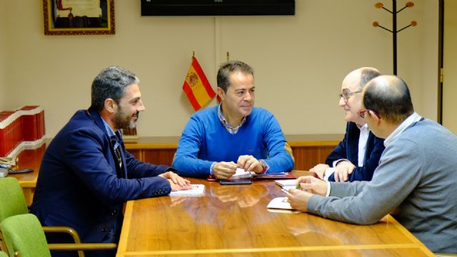 La FMRM trabaja con Jesús Abandonado para incorporar clausulas sociales en los contratos de la administración local - 1, Foto 1