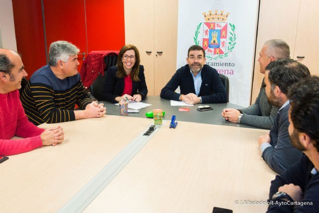 El alcalde y la vicealcaldesa se reunen con el comite de empresa de Navantia - 1, Foto 1