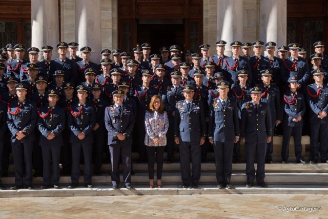 La alcaldesa recibe a la 73 promocion de la Academia General del Aire de San Javier - 1, Foto 1