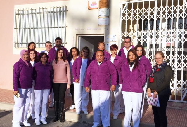 Comienza en Las Torres de Cotillas un curso de limpieza de superficies y mobiliario - 2, Foto 2