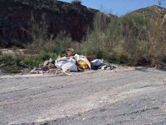 El Ayuntamiento solicita a la Confederación Hidrográfica del Segura la limpieza y vigilancia de los cauces que atraviesan el término municipal de Puerto Lumbreras - 3, Foto 3