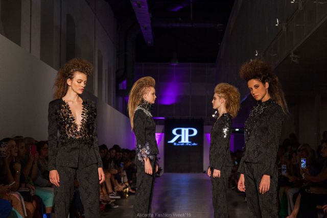 Las diseñadoras Carmen Ramil y Gemma Pujalte, únicas representantes murcianas en la Semana de la Moda de París - 1, Foto 1