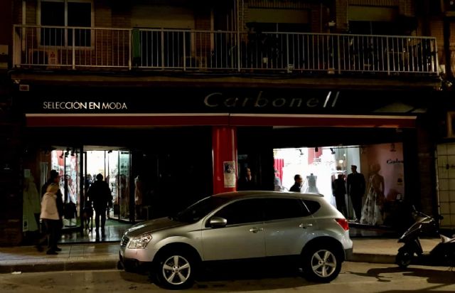 Apagón de escaparates y rótulos en el comercio de Molina - 2, Foto 2