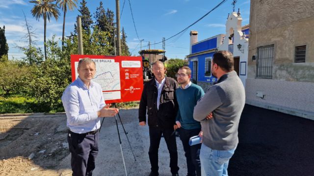 Los vecinos de Llano de Brujas ganarán en seguridad vial con las obras de mejora de asfaltado - 1, Foto 1