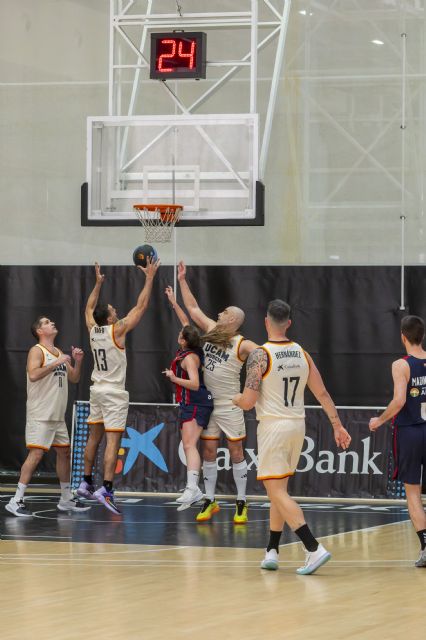 UCAM Murcia se lleva el bronce de la primera edición del 'Partido de las Aficiones CaixaBank' en Valencia - 3, Foto 3