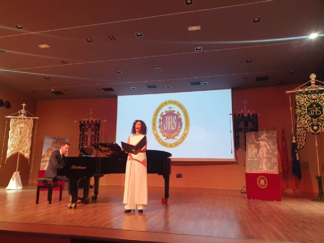 El Cabildo Superior de Cofradías y el Ayuntamiento de Molina de Segura presentan el cartel y la revista de la Semana Santa 2026 - 3, Foto 3