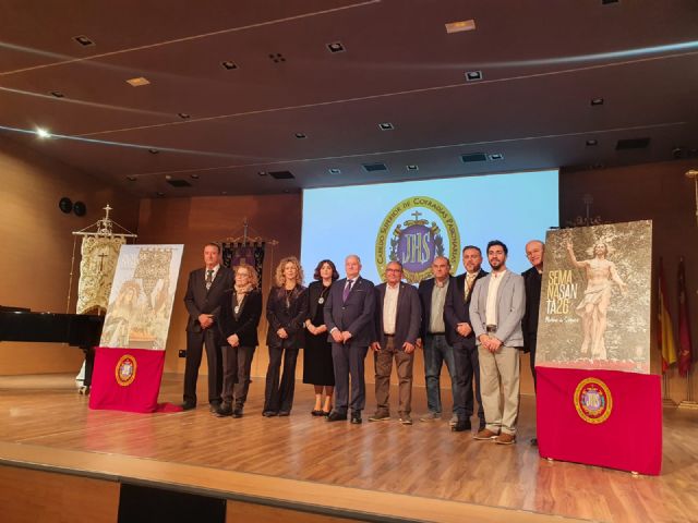 El Cabildo Superior de Cofradías y el Ayuntamiento de Molina de Segura presentan el cartel y la revista de la Semana Santa 2026 - 5, Foto 5