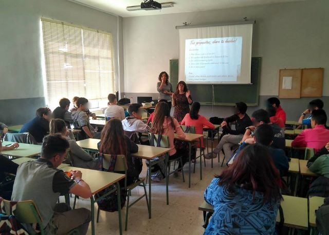 Comienzan las asambleas informativas en los centros de Secundaria para elaborar los presupuestos participativos - 2, Foto 2