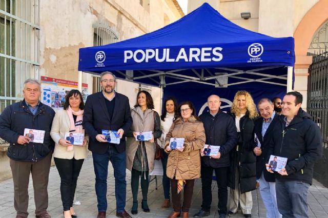 El PP presenta en Alhama de Murcia los presupuestos de la Comunidad, Foto 1