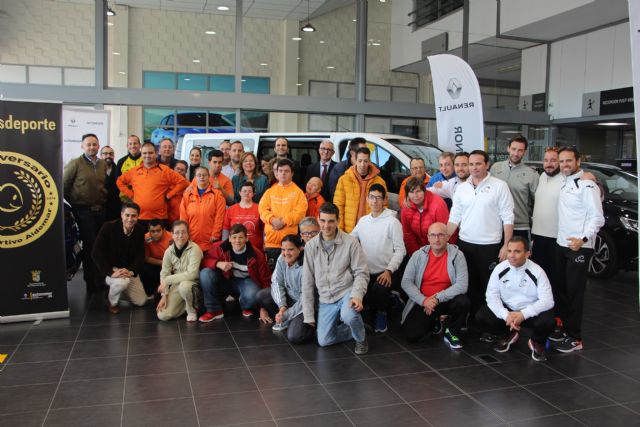 Aidemar recibe un nuevo vehículo adaptado en el 25 aniversario de su club deportivo - 3, Foto 3