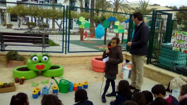 La concejalía de Medio Ambiente celebra el Día del Árbol y el Día del Agua con los más jóvenes - 2, Foto 2