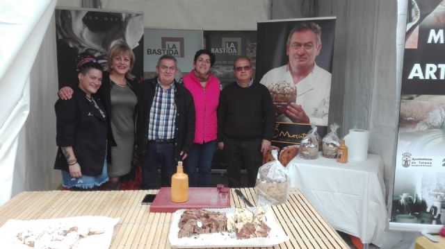 La II Muestra Artesana ha presentado este fin de semana productos alfareros y oficios artesanos varios a los visitantes, Foto 7
