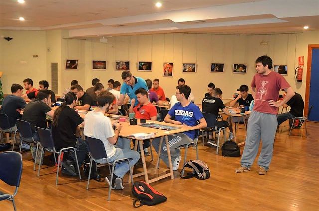 El marchador alcantarillero Pedro Conesa y jugadora de fútbol sala Teresa Montesinos, deportistas más destacados en los III Premios del Deporte de Alcantarilla - 3, Foto 3