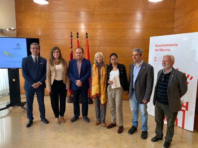 Una gran flor de azahar es el logotipo elegido para conmemorar el 90 aniversario de la coronación de la primera Reina de la Huerta - 1, Foto 1