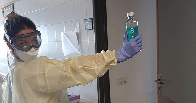 AUARA lanza una campaña de crowdfunding para donar botellas de agua a hospitales con enfermos por coronavirus - 1, Foto 1