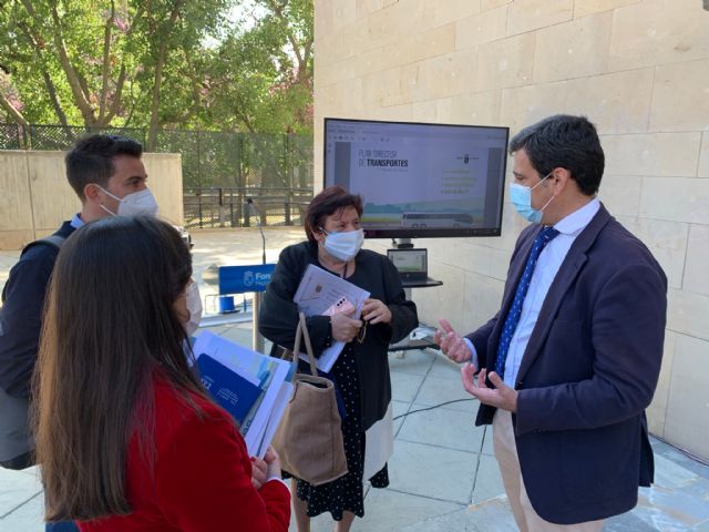 Las asociaciones de personas con discapacidad ya pueden solicitar las ayudas regionales para el fomento de la movilidad - 1, Foto 1