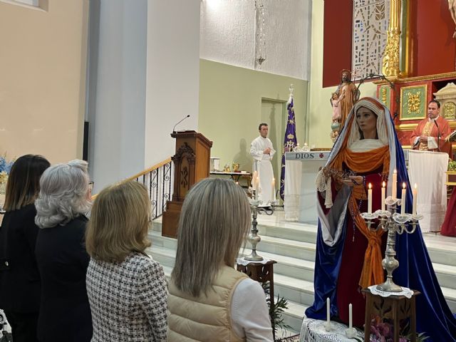 El Paso Morado celebra su tradicional acto de veneración a María Santísima de la Soledad - 1, Foto 1