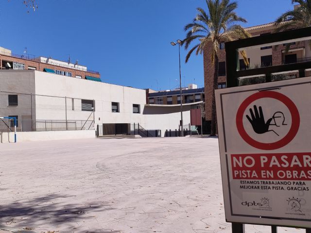 La Concejalía de Deportes inicia los trabajos de mejora de la pista polideportiva exterior situada en el parque de La Viña - 2, Foto 2