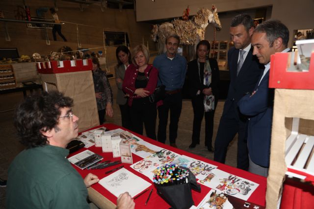 El Centro Regional de Artesanía promociona el trabajo de oficios tradicionales inspirados en el Año Jubilar 2024 de Caravaca - 2, Foto 2