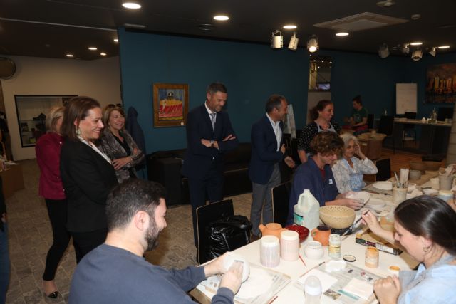 El Centro Regional de Artesanía promociona el trabajo de oficios tradicionales inspirados en el Año Jubilar 2024 de Caravaca - 3, Foto 3