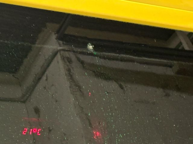 Rompen ventanillas de la ambulancia - 4, Foto 4