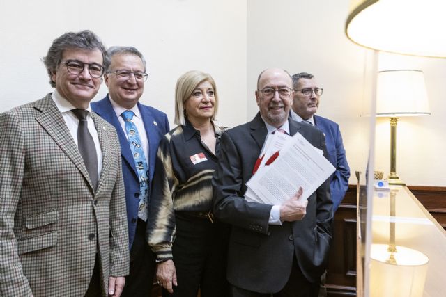 El CGCOO registra en el Congreso una propuesta de Ley de Salud Visual para reforzar la atención sanitaria y mejorar la salud visual de la sociedad - 1, Foto 1
