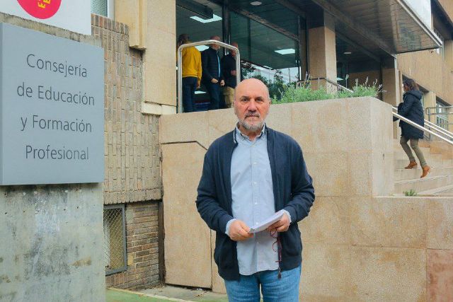 IU-Verdes denuncia que la Consejería de Educación sigue dejando fuera de las becas comedor a miles de niños en situación de pobreza - 1, Foto 1