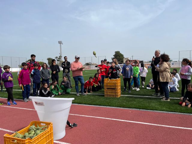 Diversión y aprendizaje de los alumnos de la Vega Baja en las V Olimpiadas de la Alcachofa - 5, Foto 5