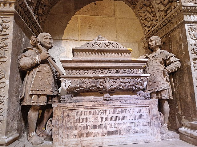 Urge restaurar la urna sepulcral de Alfonso X El sabio - 1, Foto 1