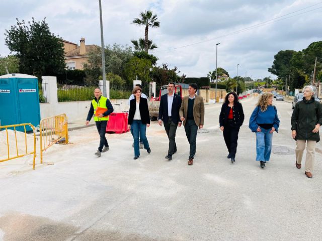 El Gobierno local inicia las obras de mejora de la red de abastecimiento de agua en las calles 11, 14 y 16 de Los Conejos - 3, Foto 3