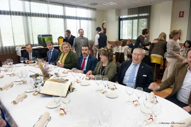 La Escuela de Hostelería se sumó al homenaje por el IV Centenario de la muerte de Cervantes - 3, Foto 3