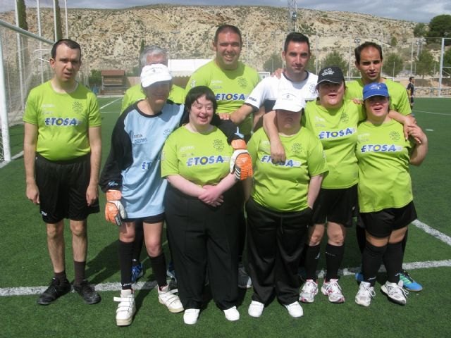 Más de 200 usuarios de 16 centros de día de discapacitados intelectuales de la Región de Murcia participan en la Jornada Autonómica de Fútbol-7