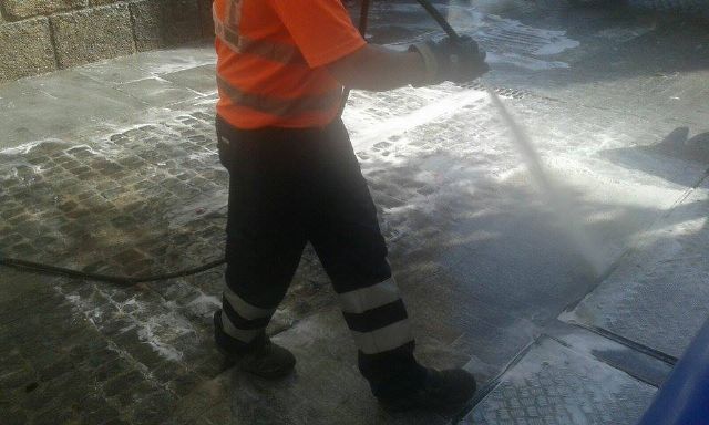 Servicios informa del dispositivo especial de limpieza puesto en marcha a lo largo de las fiestas de Semana Santa - 1, Foto 1