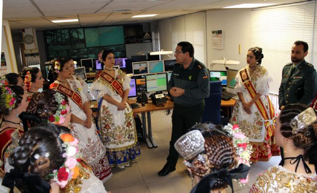 La Reina de la Huerta 2017 y sus damas de honor visitan las instalaciones de la Guardia Civil de Murcia - 3, Foto 3